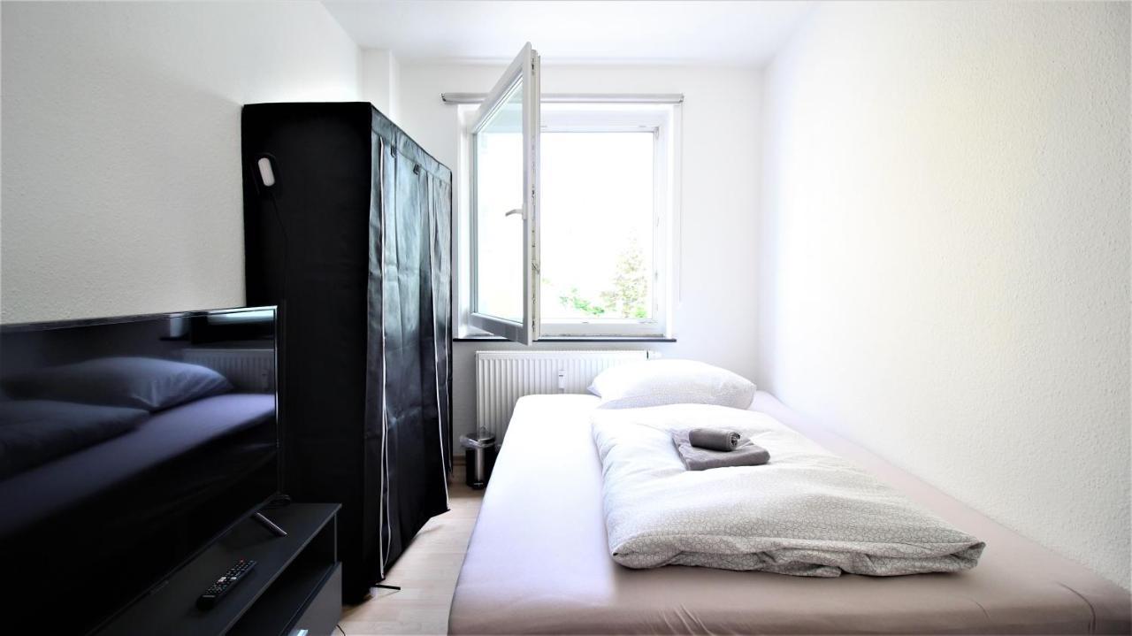 Private Room-vineyards And City Homestay