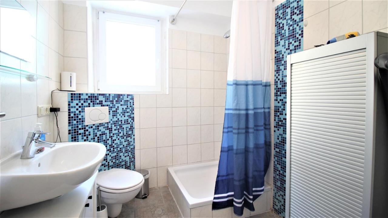 Private Room-vineyards And City Homestay Wurzburg
