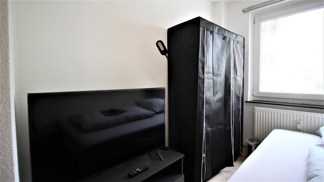 Homestay Private Room-vineyards And City