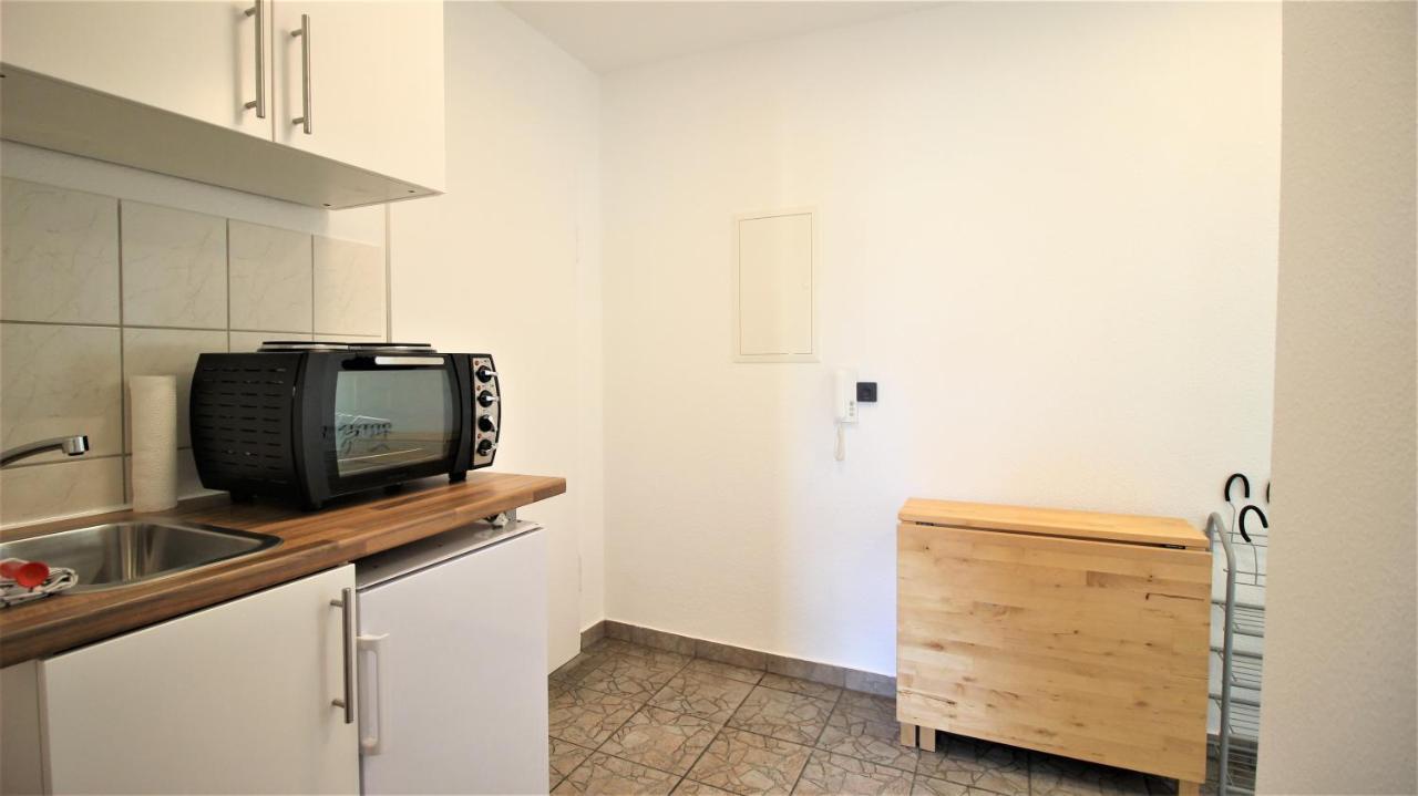 Homestay Private Room-vineyards And City