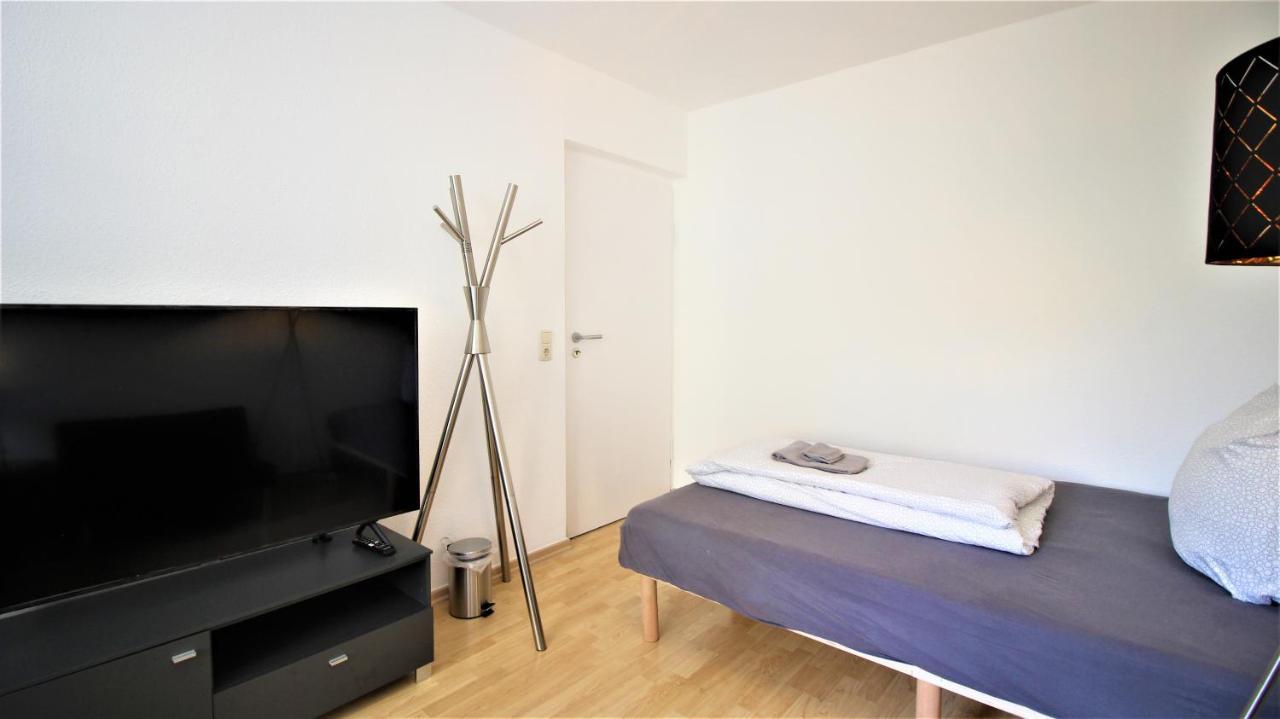 Private Room-vineyards And City Homestay *